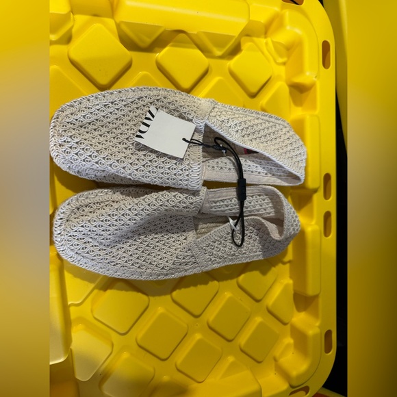 NWT ZARA ECRU WHITE FLAT MESH ESPADRILLES SHOES WITH CROCHET EFFECT - Picture 2 of 5